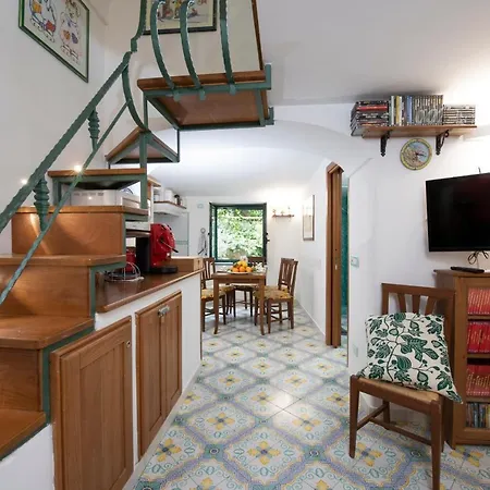 Il Parida Frühstückspension 4*
